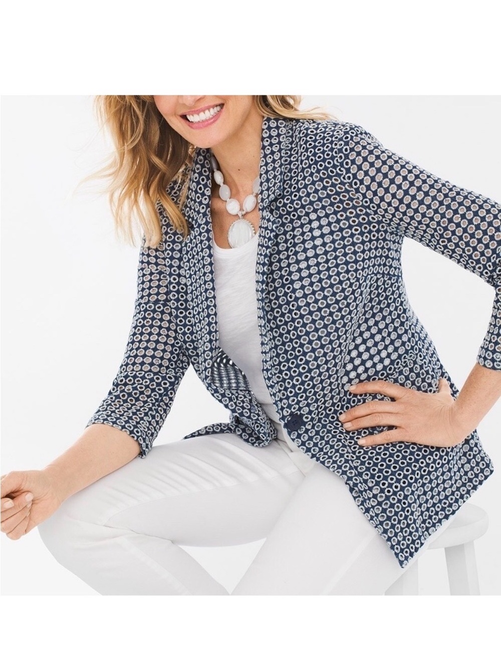 Chico’s Blue & White Textured Cropped Blazer Jacket Size M